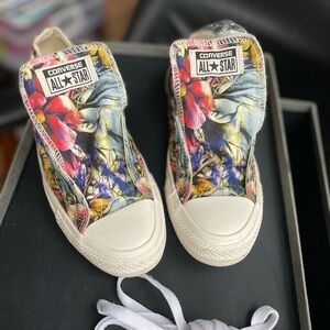 New Floral Styling on the Converse Chuck Taylor Ox Wns 6